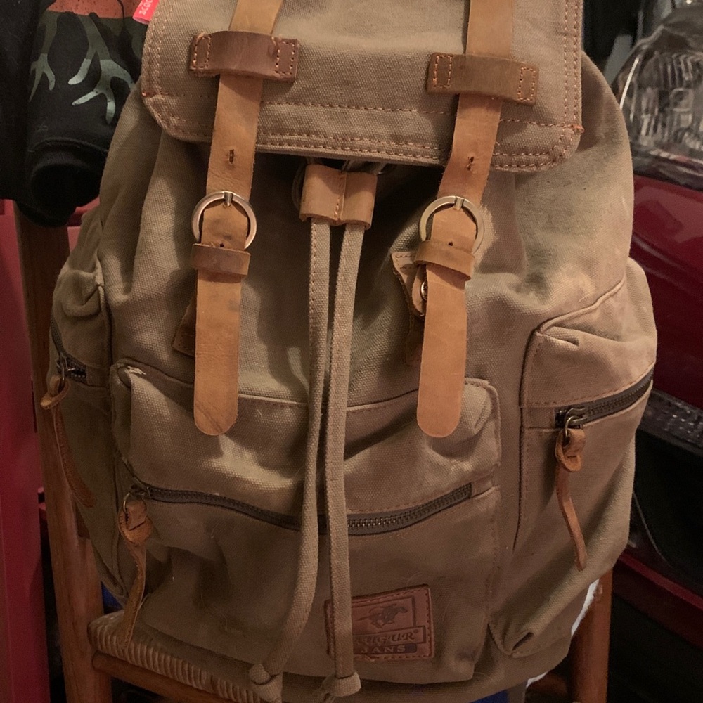 Augur backpack